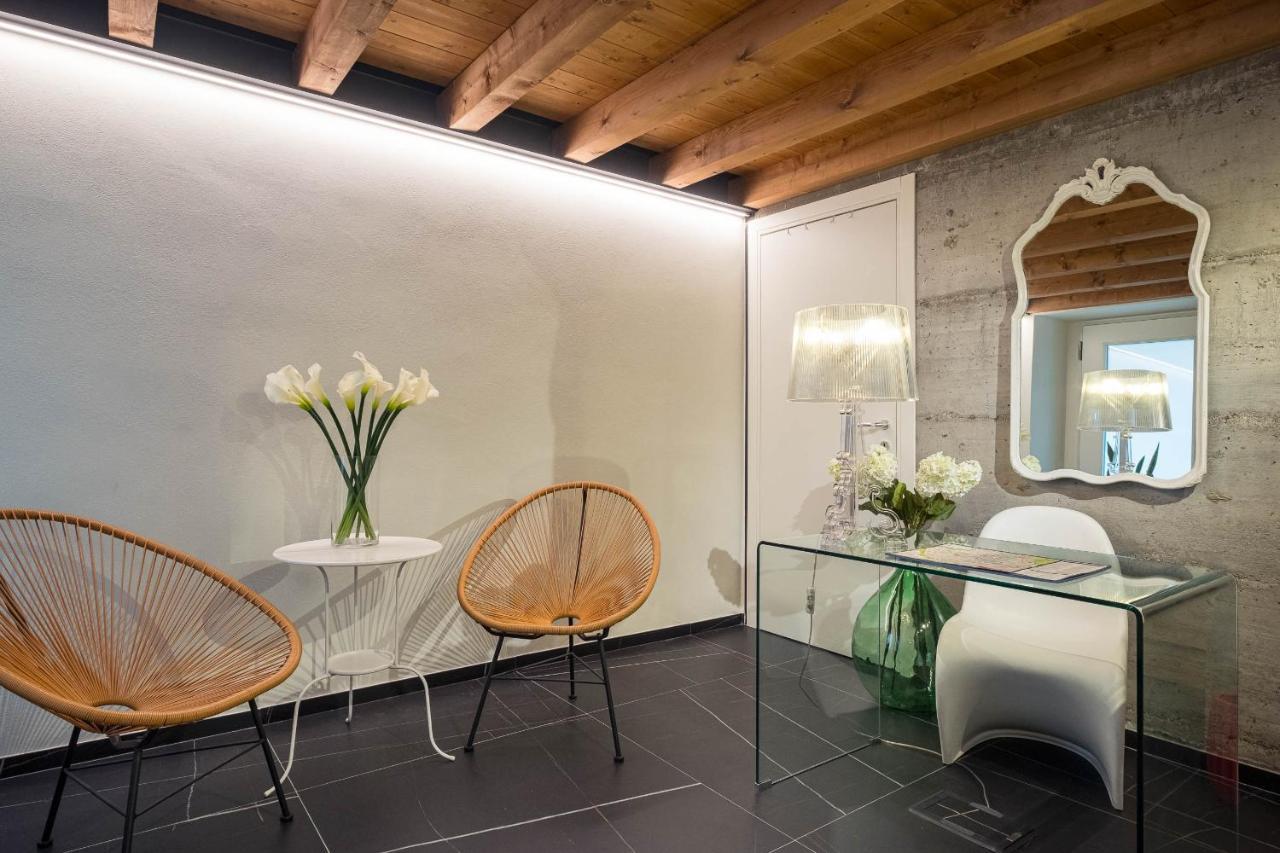 Teatro Romano Easy Suites ヴェローナ エクステリア 写真