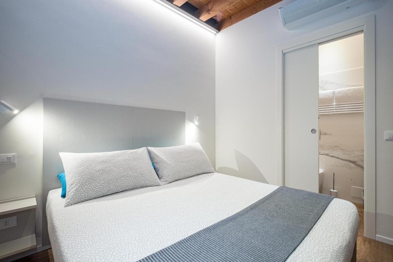 Teatro Romano Easy Suites ヴェローナ エクステリア 写真