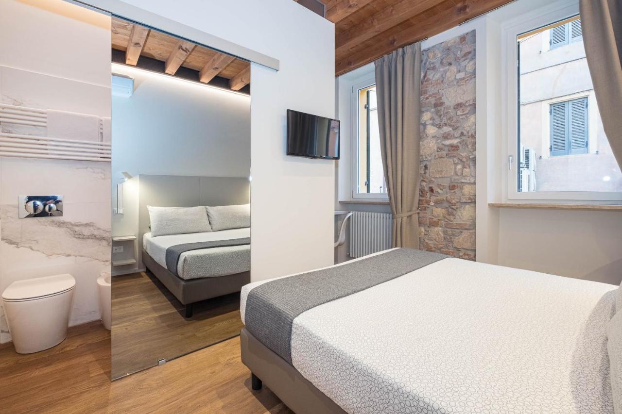 Teatro Romano Easy Suites ヴェローナ エクステリア 写真
