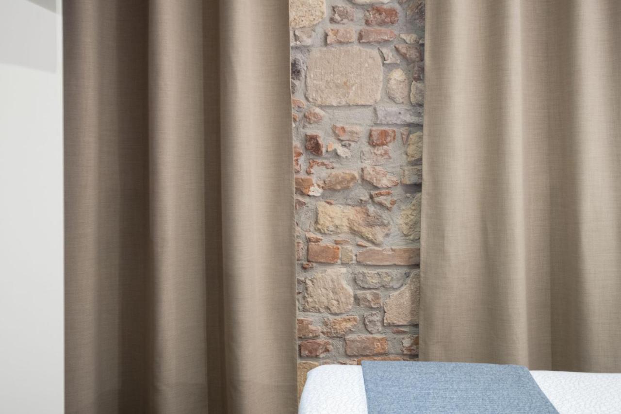 Teatro Romano Easy Suites ヴェローナ エクステリア 写真