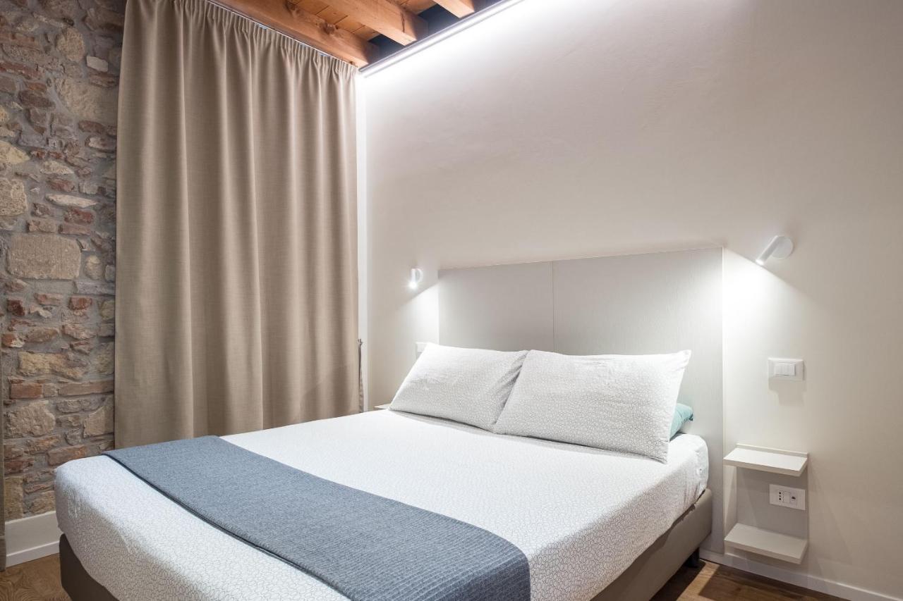 Teatro Romano Easy Suites ヴェローナ エクステリア 写真