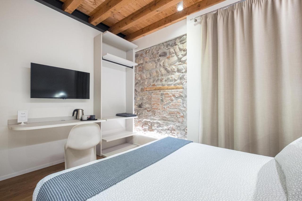 Teatro Romano Easy Suites ヴェローナ エクステリア 写真